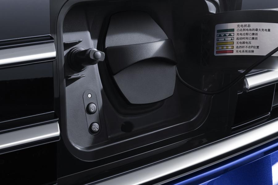 Детали экстерьера Volkswagen Magotan GTE (B8L) 2019 года  (фото 5 из 12)